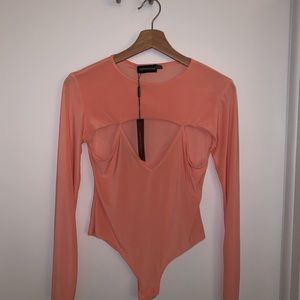 Size S Body Suit Never Worn Pretty Little Thing